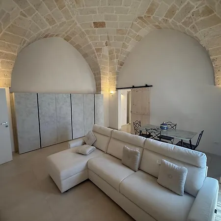 Palazzo Mancini * אבטראנה